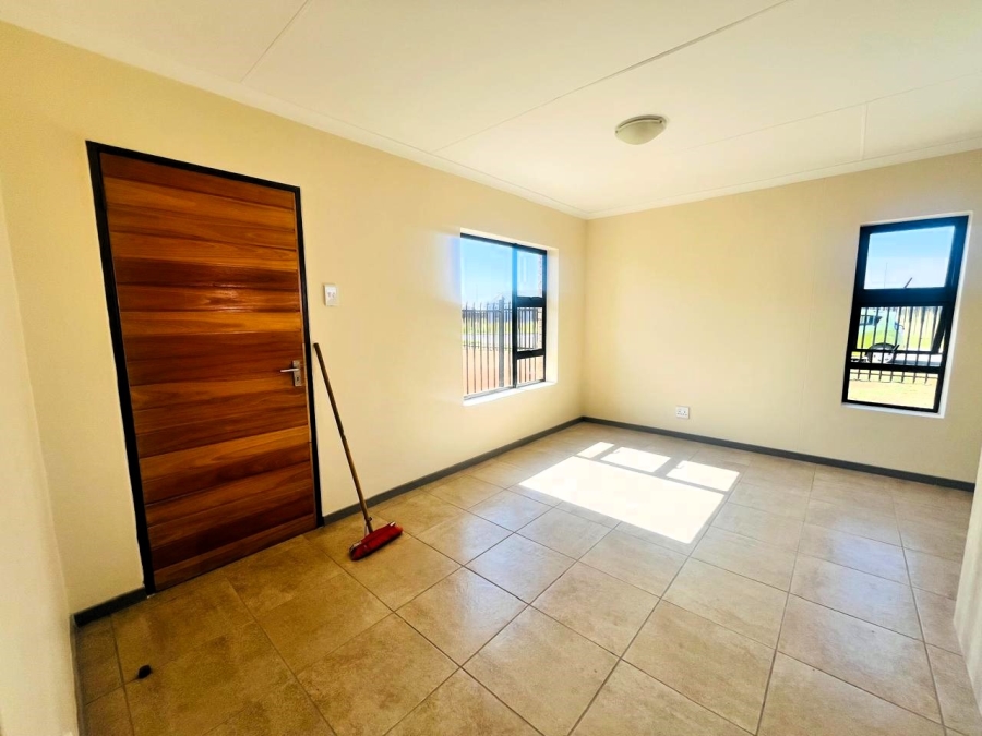 3 Bedroom Property for Sale in Heidedal Free State